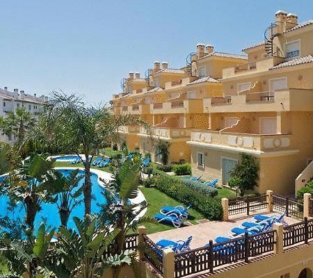 Apartamentos Vista Real Alcaidesa Εξωτερικό φωτογραφία