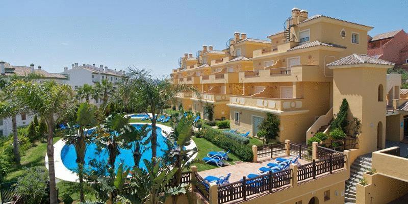 Apartamentos Vista Real Alcaidesa Εξωτερικό φωτογραφία